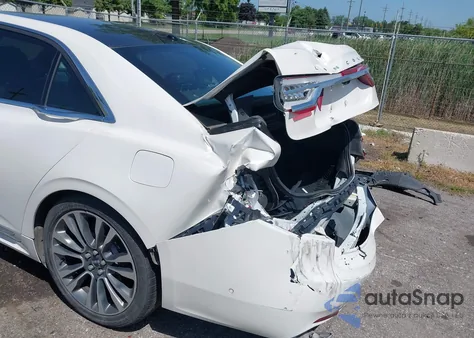 2017 Lincoln Continental Reserve z USA, uszkodzony, nr VIN 1LN6L9NC4H5603570